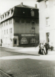 Stadtarchiv Weimar, 60 10-5/26, Blick auf Straßenkreuzung Döllstädtstraße / Brunnenstraße, ohne Datum