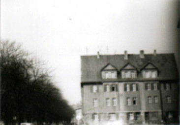 Stadtarchiv Weimar, 60 10-5/26, Blick auf Döllstädtstraße Nr. 1/3 , ohne Datum