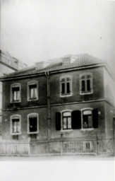 Stadtarchiv Weimar, 60 10-5/26, Blick auf die Buttelstedter Straße Nr. 126, um 1920