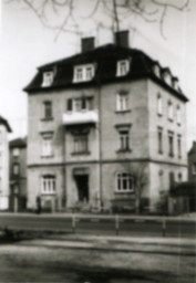 Stadtarchiv Weimar, 60 10-5/26, Blick auf die Buttelstedter Straße mit Schienen, ohne Datum