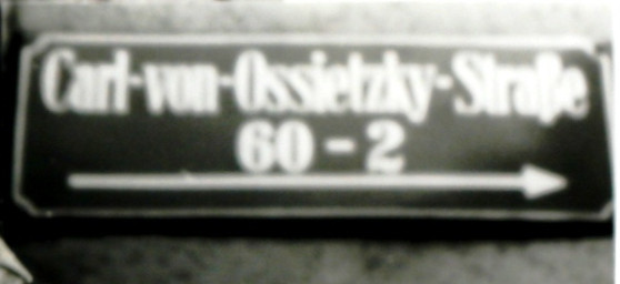 Stadtarchiv Weimar, 60 10-5/26, Straßenschild "Carl-von-Ossietzky-Straße", ohne Datum