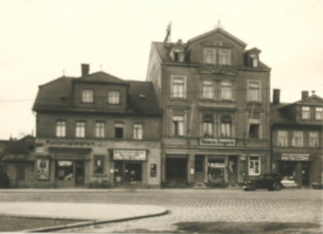 Stadtarchiv Weimar, 60 10-5/26, Blick auf die Ettersburgerstraße 1, 3 und 5, 1937