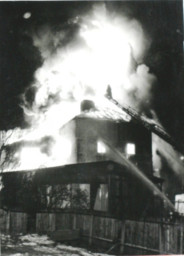 Stadtarchiv Weimar, 60 10-5/26, Ettersburger Straße 5 gegenüber dem Günterbahnhof, 1989