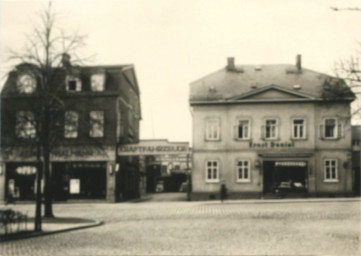 Stadtarchiv Weimar, 60 10-5/26, Blick auf die Ettersburger Strasse 9 und 11, 1937