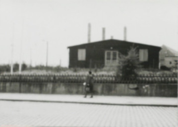 Stadtarchiv Weimar, 60 10-5/26, Blick auf Gebäude in der Ettersburger Straße , 1985