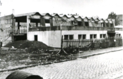 Stadtarchiv Weimar, 60 10-5/26, Blick auf die Baustelle für die Turnhalle/ Meyerstraße, ohne Datum