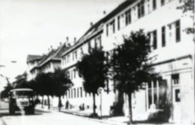 Stadtarchiv Weimar, 60 10-5/26, Blick in die Röhrstraße, 1977