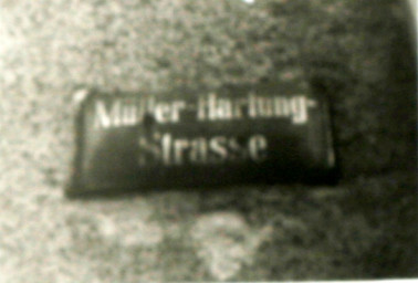 Stadtarchiv Weimar, 60 10-5/26, Straßenschild "Müller-Hartung-Straße", ohne Datum