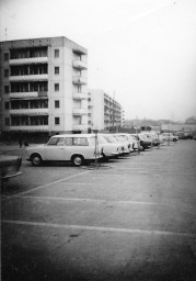 Stadtarchiv Weimar, 60 10-5/26, Blick in die Marcel-Paul-Straße, 1978