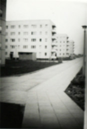 Stadtarchiv Weimar, 60 10-5/26, Blick auf die Wohnblocks der Heldrunger Straße, 1978