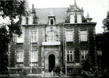 Stadtarchiv Weimar, 60 10-5/27, Tiefurter Allee 6, 1975