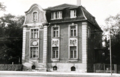 Stadtarchiv Weimar, 60 10-5/28, Schwanseestraße 26, wohl 1985