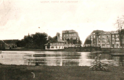 Stadtarchiv Weimar, 60 10-5/28, Blick auf den Schwansee, um 1920