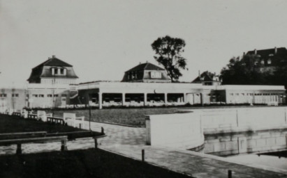 Stadtarchiv Weimar, 60 10-5/28, Blick in das Schwanseebad, um 1930