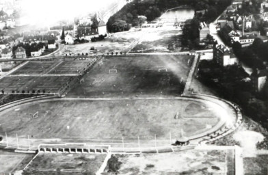 Stadtarchiv Weimar, 60 10-5/28, Blick auf das Stadion an der Schwanseestraße, 1929