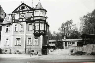 Stadtarchiv Weimar, 60 10-5/28, Schwanseestraße 56, wohl 1985