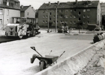 Stadtarchiv Weimar, 60 10-5/28, Blick auf die Einmündung Moskauer Straße in Schwanseestraße, ohne Datum