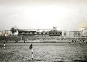 Stadtarchiv Weimar, 60 10-5/29, Blick auf das "Stadion des Friedens", nach 1979