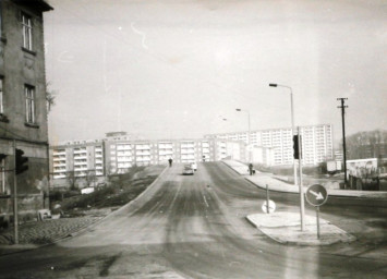 Stadtarchiv Weimar, 60 10-5/29, Blick auf die Brücke nach Weimar-West, nach 1980