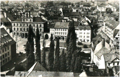 Stadtarchiv Weimar, 60 10-5/3 Bd. 1, Blick vom Schlossturm auf den Markt, nach 1945