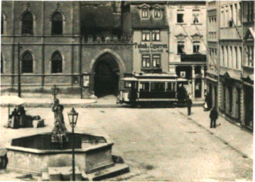 Stadtarchiv Weimar, 60 10-5/3 Bd. 1, Blick auf den Neptunbrunnen, um 1900