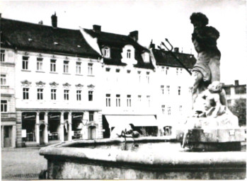 Stadtarchiv Weimar, 60 10-5/3 Bd. 1, Blick vom Markt in Richtung Kaufstraße, um 1970