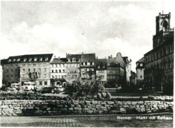 Stadtarchiv Weimar, 60 10-5/3 Bd. 1, Blick auf die Marktsüdseite, nach 1945