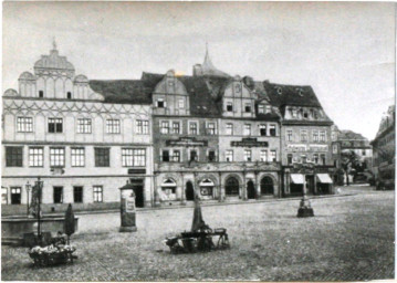 Stadtarchiv Weimar, 60 10-5/3 Bd. 1, Blick auf die Marktostseite , um 1900