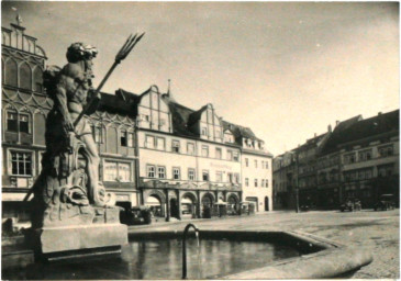 Stadtarchiv Weimar, 60 10-5/3 Bd. 1, Blick über den Markt , um 1914