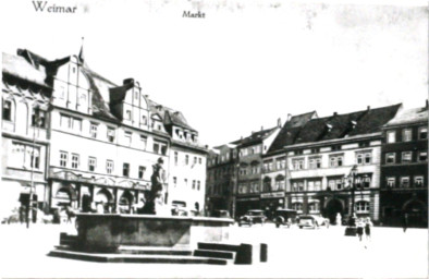 Stadtarchiv Weimar, 60 10-5/3 Bd. 1, Blick über den Markt, um 1920