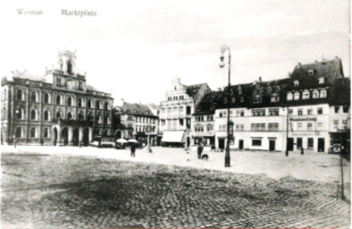 Stadtarchiv Weimar, 60 10-5/3 Bd. 1, Blick auf den Markt, um 1910