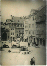 Stadtarchiv Weimar, 60 10-5/3 Bd. 1, Blick auf den Neptunbrunnen, um 1885