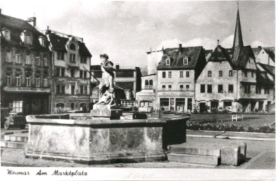 Stadtarchiv Weimar, 60 10-5/3 Bd. 1, Blick vom Markt zur Marktstraße, um 1950