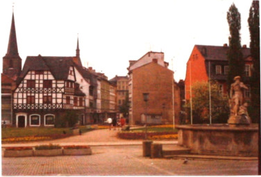 Stadtarchiv Weimar, 60 10-5/3 Bd. 1, Blick vom Markt in die Kaufstraße, um 1960