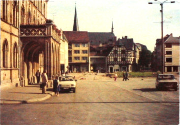 Stadtarchiv Weimar, 60 10-5/3 Bd. 1, Blick vom Markt in die Dimitroffstraße, 1988