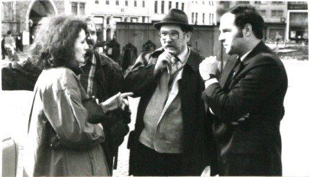 Stadtarchiv Weimar, 60 10-5/3 Bd. 2, Beratung auf dem Markt, 1988