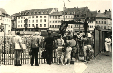 Stadtarchiv Weimar, 60 10-5/3 Bd. 2, Blick auf die Baustelle Marktnordseite, 1988