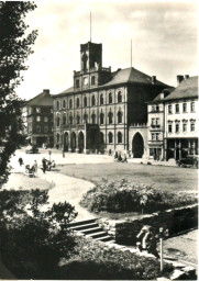 Stadtarchiv Weimar, 60 10-5/3 Bd. 2, Blick auf das Rathaus am Markt, um 1960