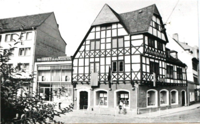 Stadtarchiv Weimar, 60 10-5/3 Bd. 2, Marktstraße 2, 1983