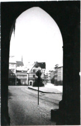 Stadtarchiv Weimar, 60 10-5/3 Bd. 2, Blick vom Markt in die Dimitroffstraße, 1985