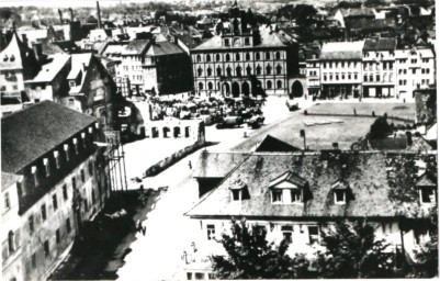 Stadtarchiv Weimar, 60 10-5/3 Bd. 2, Blick vom Schlossturm zum Markt, um 1950