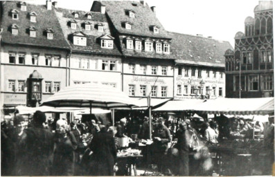 Stadtarchiv Weimar, 60 10-5/3 Bd. 2, Blick auf den Markt, um 1910