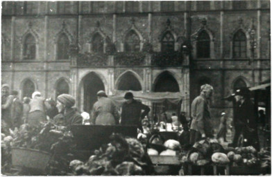 Stadtarchiv Weimar, 60 10-5/3 Bd. 2, Blick auf den Markt, um 1900