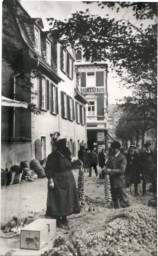 Stadtarchiv Weimar, 60 10-5/3 Bd. 2, Blick in die Schillerstraße, vor 1945