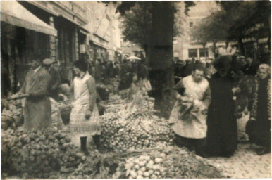 Stadtarchiv Weimar, 60 10-5/3 Bd. 2, Blick in die Schillerstraße, um 1910