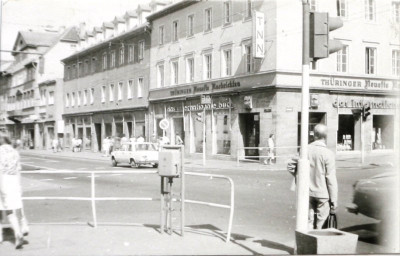 Stadtarchiv Weimar, 60 10-5/30 Bd. 1, Blick vom Goetheplatz in die Karl-Liebknecht-Straße, um 1984