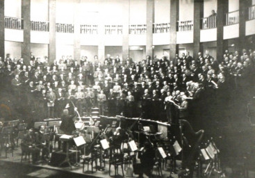 Stadtarchiv Weimar, 60 10-5/30 Bd.2, Blick in den Großen Saal der Weimarhalle, 1932