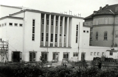 Stadtarchiv Weimar, 60 10-5/30 Bd.2, Blick zur Weimarhalle, um 1981