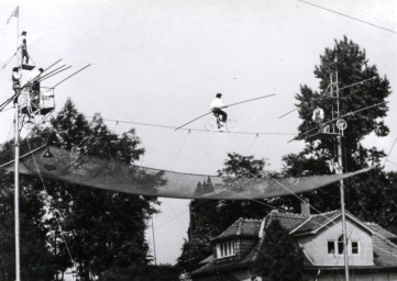 Stadtarchiv Weimar, 60 10-5/30 Bd.2, Veranstaltungen im Weimarhallenpark, wohl 1980