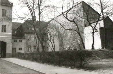 Stadtarchiv Weimar, 60 10-5/30 Bd.2, Blick auf den Durchgang vom UNESCO-Platz zur Schwanseestraße, ohne Datum